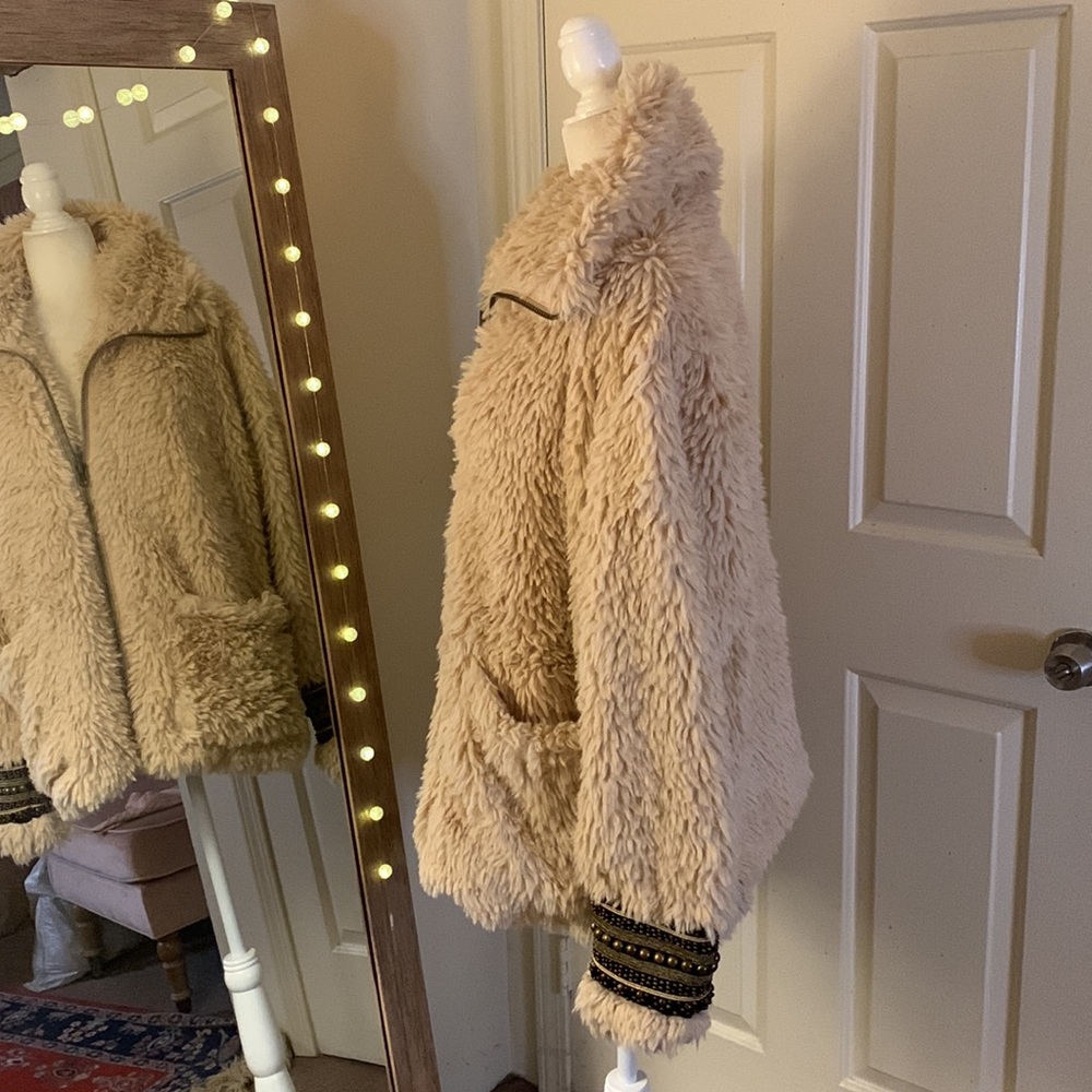 Free People! Angelina Embellished Sherpa Jacket Coat - Picture 7 of 16